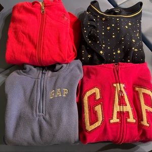 Giles 8-10 Gap bundle of 4 long sleeve tops